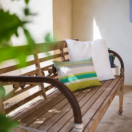 Sous les Platanes B&B-2