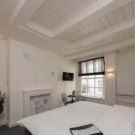 Bed And Breakfast-2
