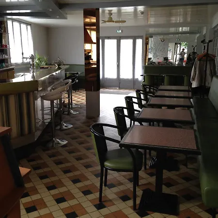 Hotel Le Crab-3
