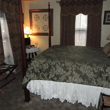 Farnsworth House Inn-2