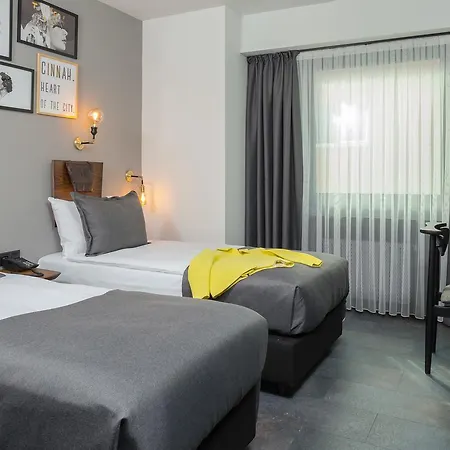 Hotel Cinnah-2