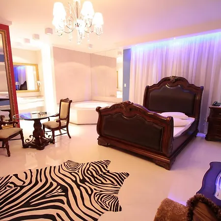 Miami Motel (Adults Only)-2