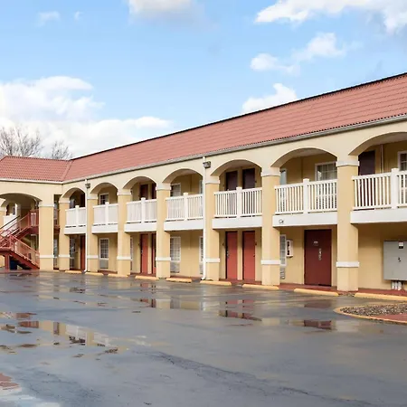 Econo Lodge Huntington - Barboursville University Area-3