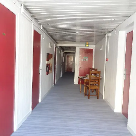 Les Ambassadeurs-2