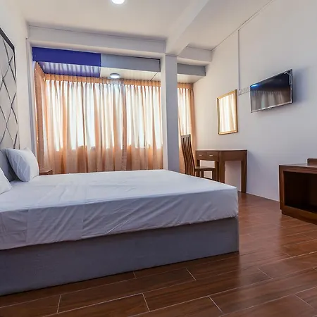 Metro Port City Hotel-3