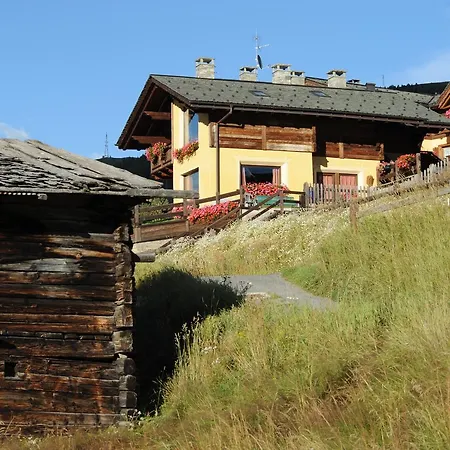 Chalet Garden-3