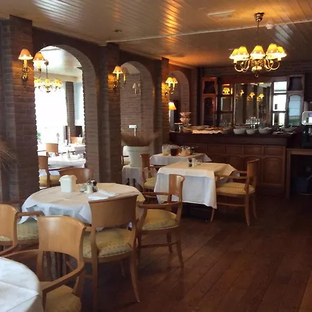 Hotel De Admiraal-3
