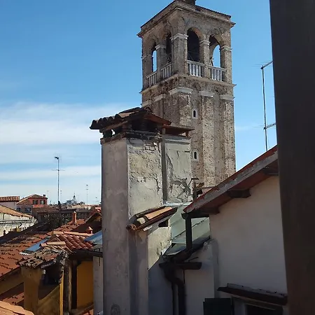 Rialto1082-3