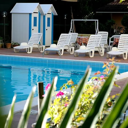 Roma Suite Apartments-3