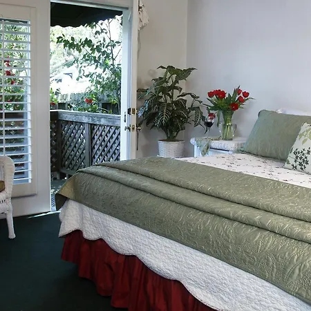 Beazley House-3