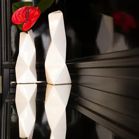 Aux Portes d'Honneur-2