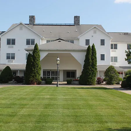 Farmstead Inn And Conference Center-2