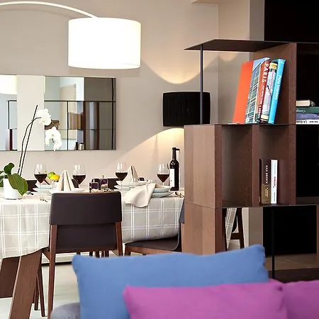 Four Stars Aparthotel-3