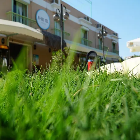 R+ Hotel By Rooms-3