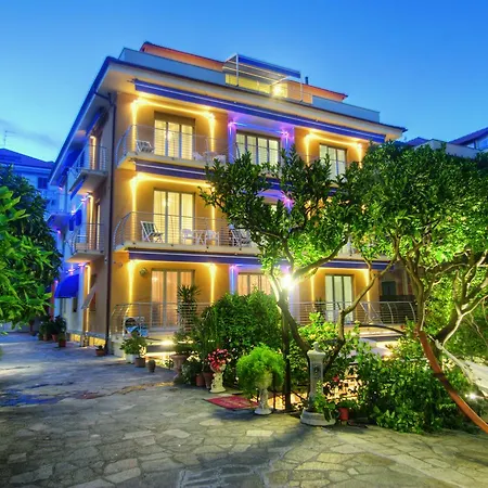 Hotel Villa Delibera-3