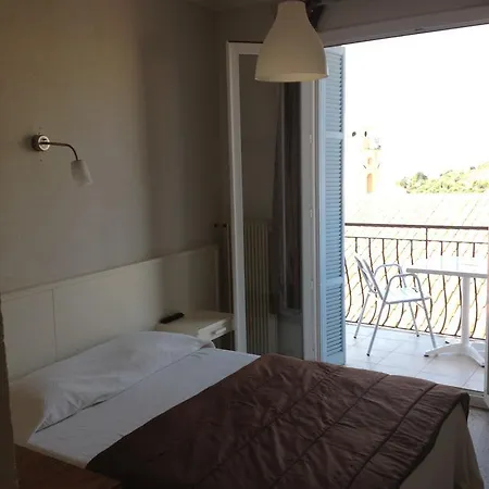 Hotel Cyrnos-2
