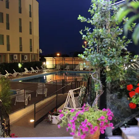 Hotel Plaza-3