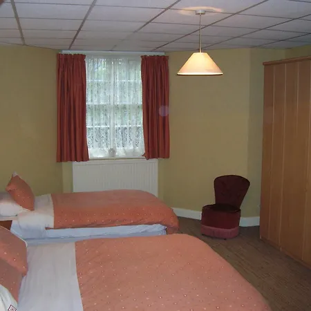 Canterbury Hotel Cottages And Apartment'S-2