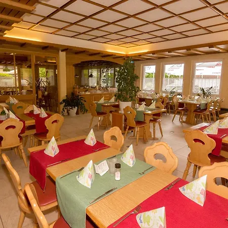 Hotel Cortina-3