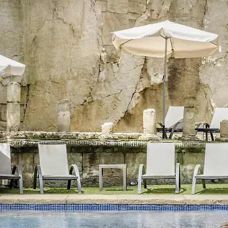 Exe Cunit Suites & Spa-3