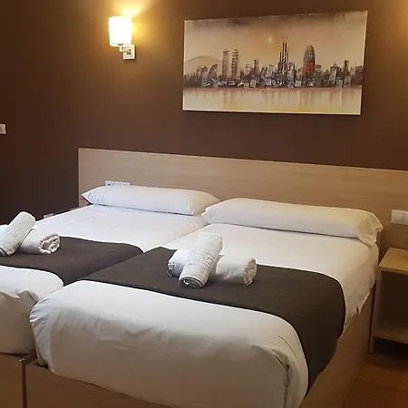 Hostal Barcelona Travel-3