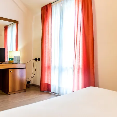 Astor Hotel-2