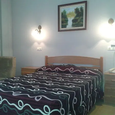 Hotel Los Nogales-3