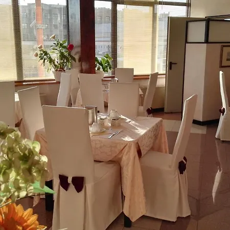 Hotel Alexander-3