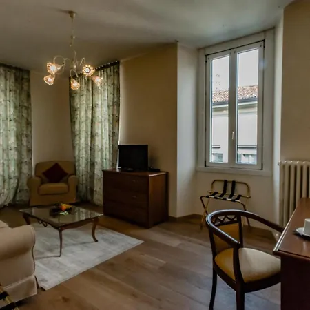 Hotel Moderno-2
