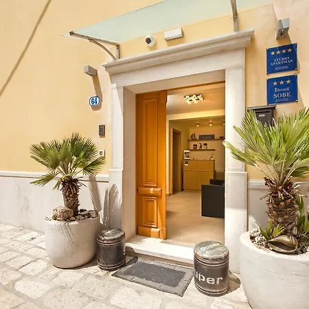 Guest House Golden Goose-3