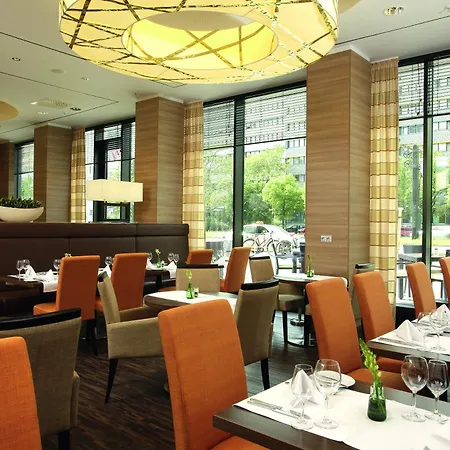H4 Hotel Berlin Alexanderplatz-2