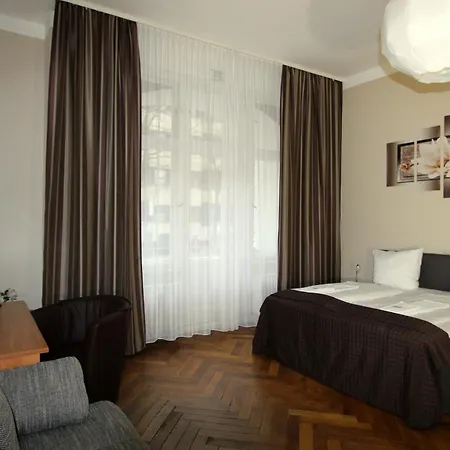 Hotel Elegia Am Kurfuerstendamm-3