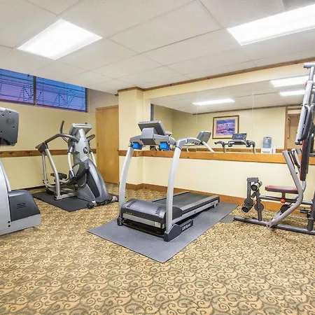 Ramada By Wyndham Denver Downtown-3