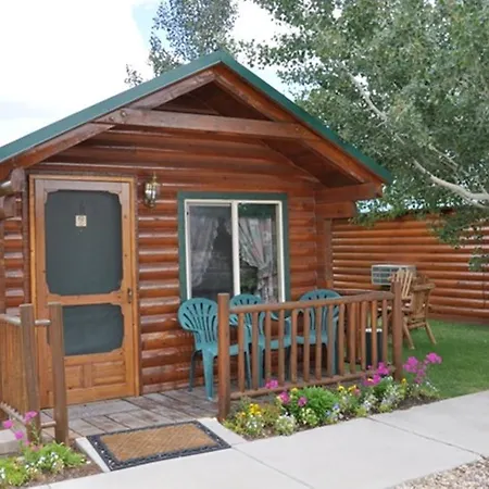 Bryce Country Cabins-3