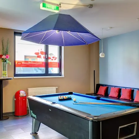 Meininger Hotel Wien Hauptbahnhof-2