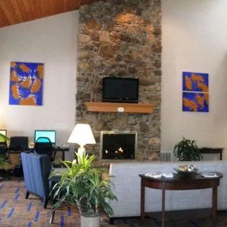 Quality Inn & Suites- Valparaiso-3