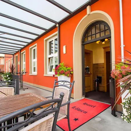 Hotel Loewen Garni - B&B-3