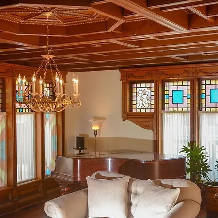 The Towers Bed & Breakfast-2