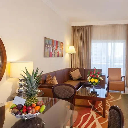 Flora Park Deluxe Hotel Apartments-3