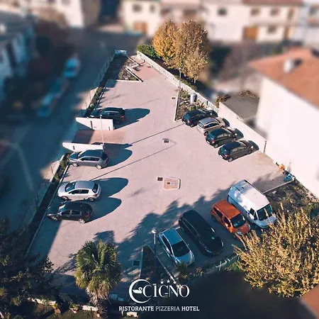 Hotel Ristorante Cigno-2