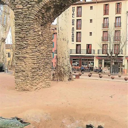 Hotel des Arcades-2