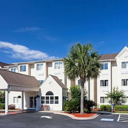 Microtel Inn & Suites By Wyndham Brunswick-2