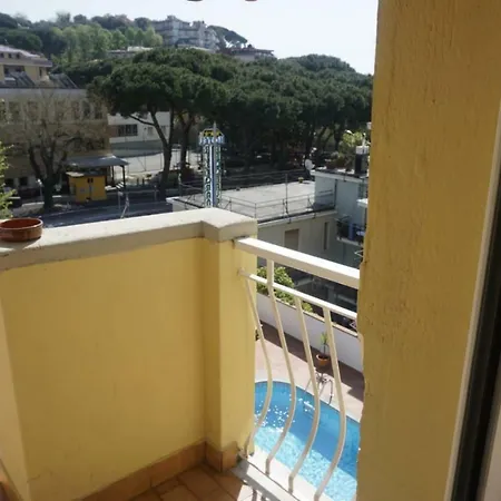 Hotel Arcobaleno-3