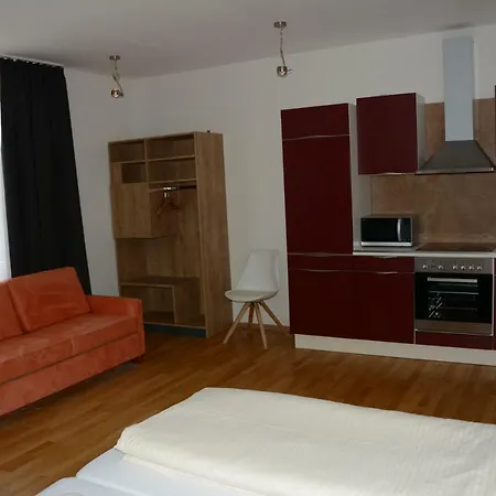 Alpina Home-3