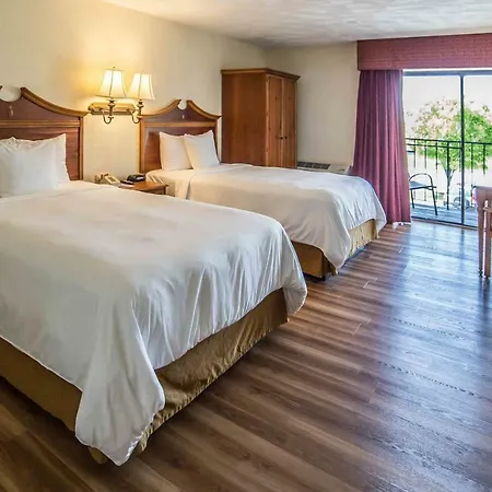 Mainstay Hotel And Conference Center-3
