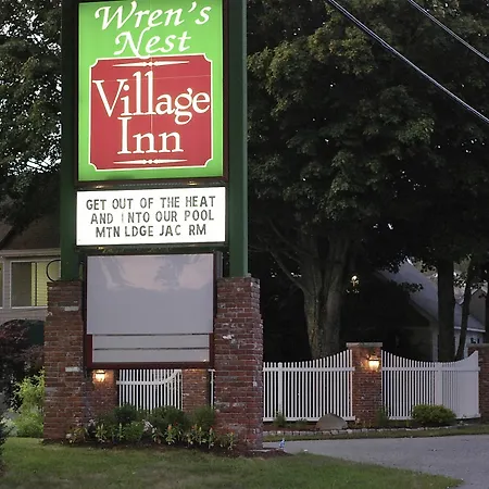 Wren'S Nest Village Inn-3