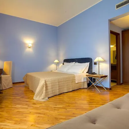 Hotel Messenion-2