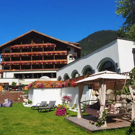 Beauty & Wellness Hotel Tirolerhof-3