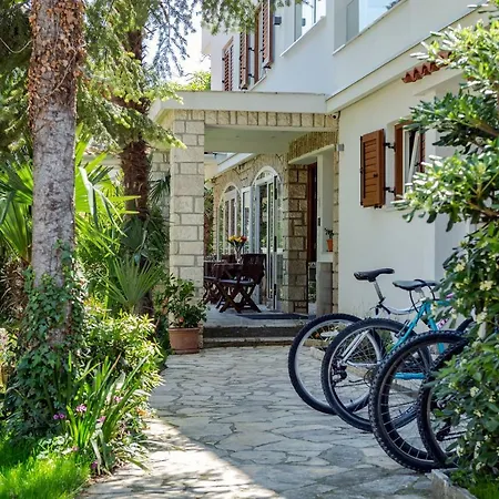 Villa Ladavac B&B-3
