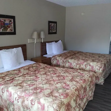 Ozark Swiss Inn-2